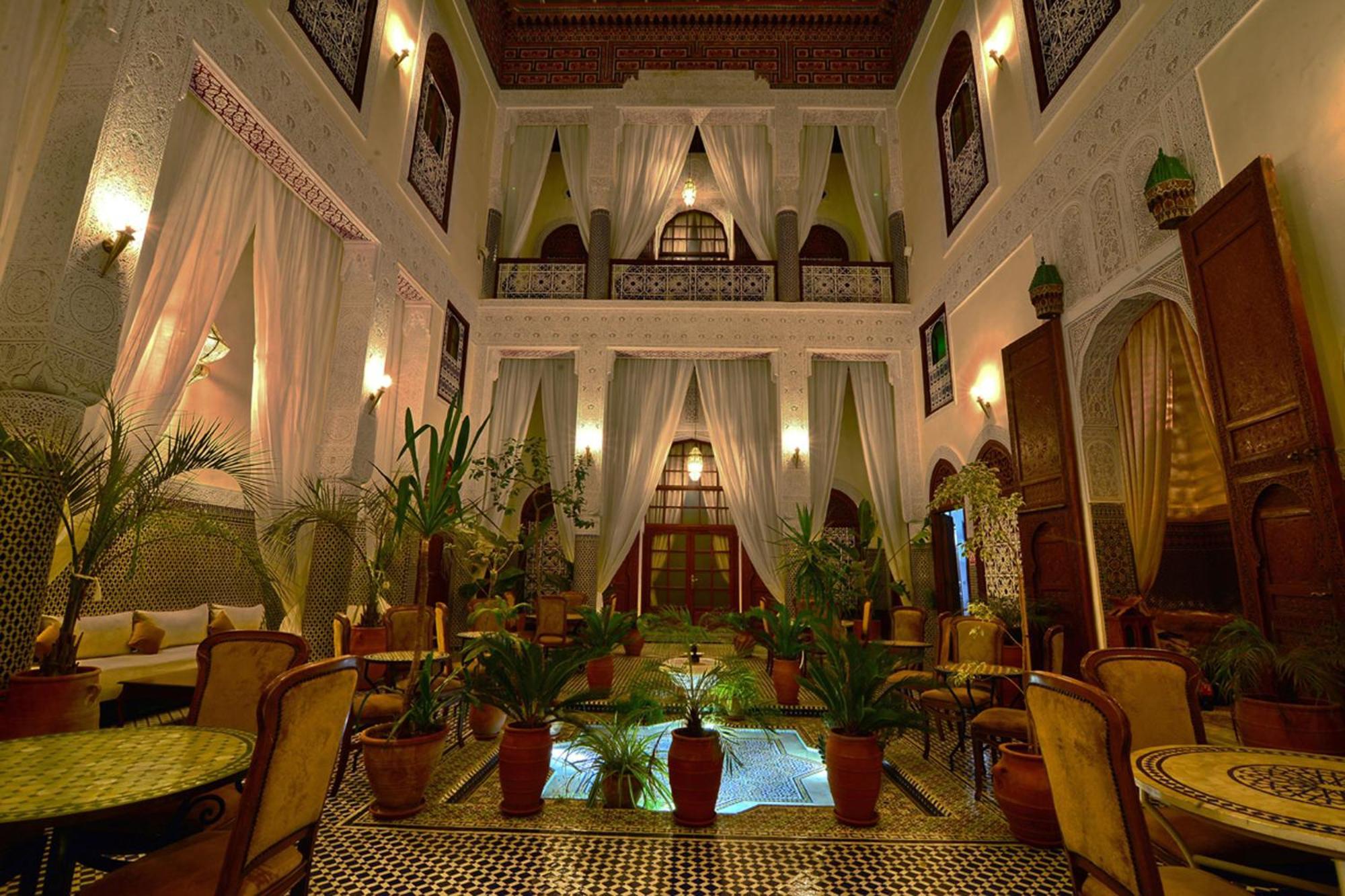 رياد Alassala 3*